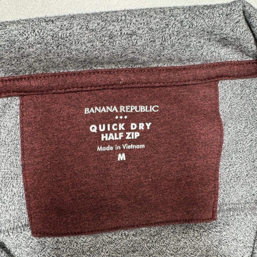 Banana Republic Quick Dry Half Zip Pull Over Gray‎ Medium Preppy Office